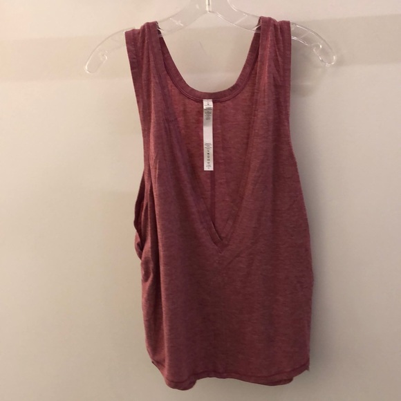 lululemon athletica Tops - Lululemon pink Victory Lap Tank, sz 8, NWT lululemon athletica Tops - Lululemon pink Victory Lap Tank, sz 8, NWT